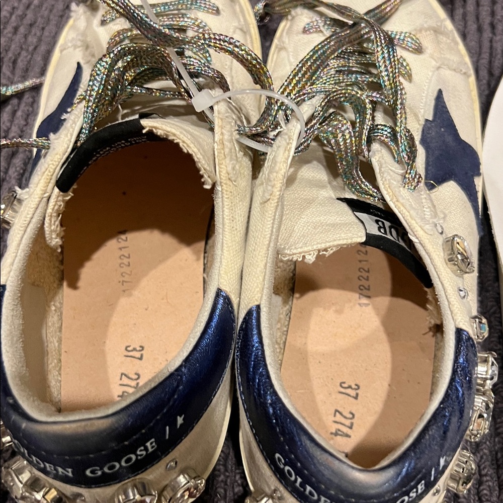 GOLDEN GOOSE limited
Size 37 Superstar Sneaker Embellished - Picture 8 of 16